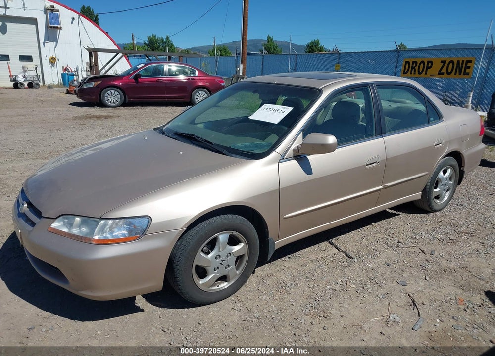 2000 HONDA ACCORD VIN: 1HGCG5661YA155780