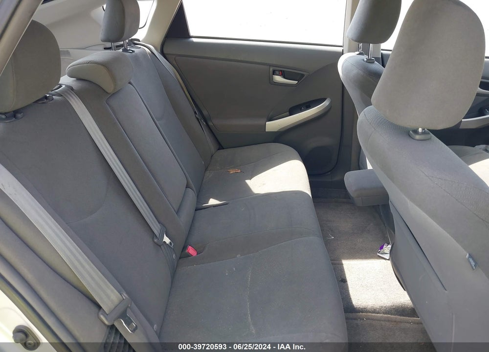 2011 TOYOTA PRIUS TWO VIN: JTDKN3DU7B0258057