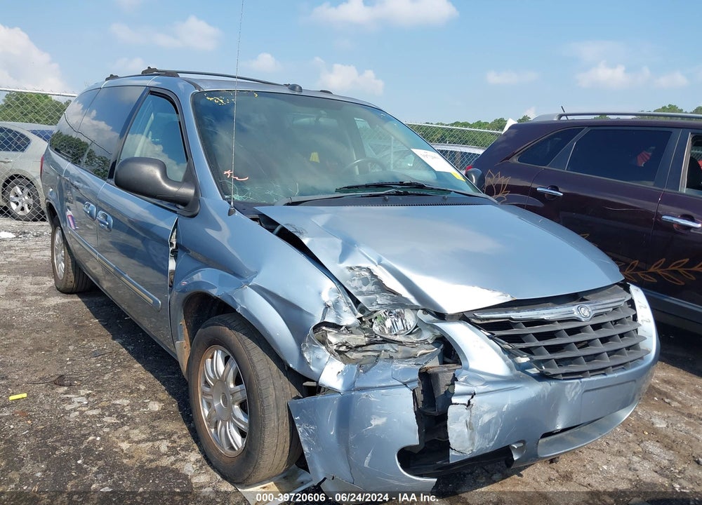 2005 CHRYSLER TOWN & COUNTRY TOURING VIN: 2C4GP54L75R416958