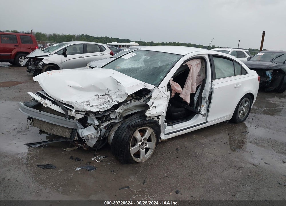 2014 CHEVROLET CRUZE 1LT AUTO VIN: 1G1PC5SB8E7352767
