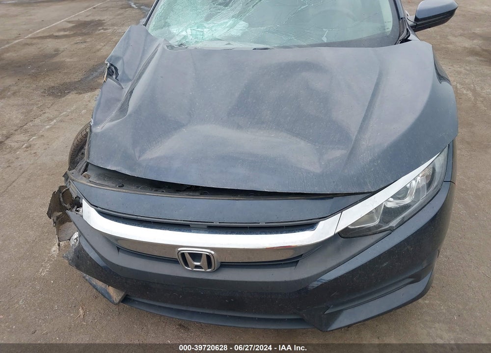 2017 HONDA CIVIC LX VIN: 2HGFC2F58HH572166