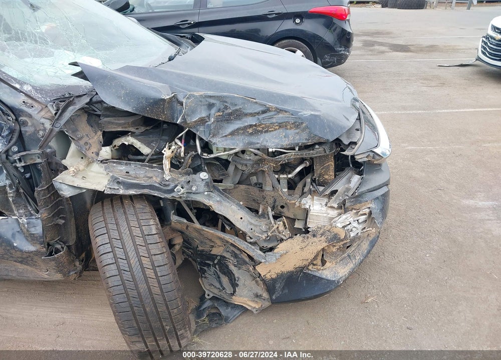 2017 HONDA CIVIC LX VIN: 2HGFC2F58HH572166
