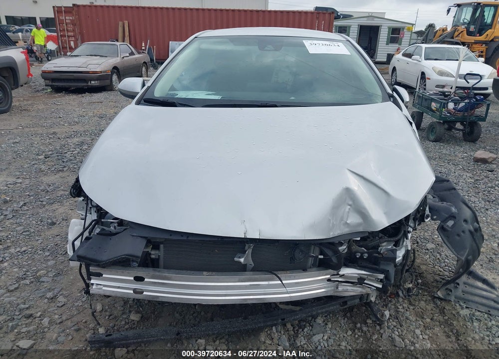 2022 TOYOTA COROLLA LE VIN: 5YFEPMAE0NP311881