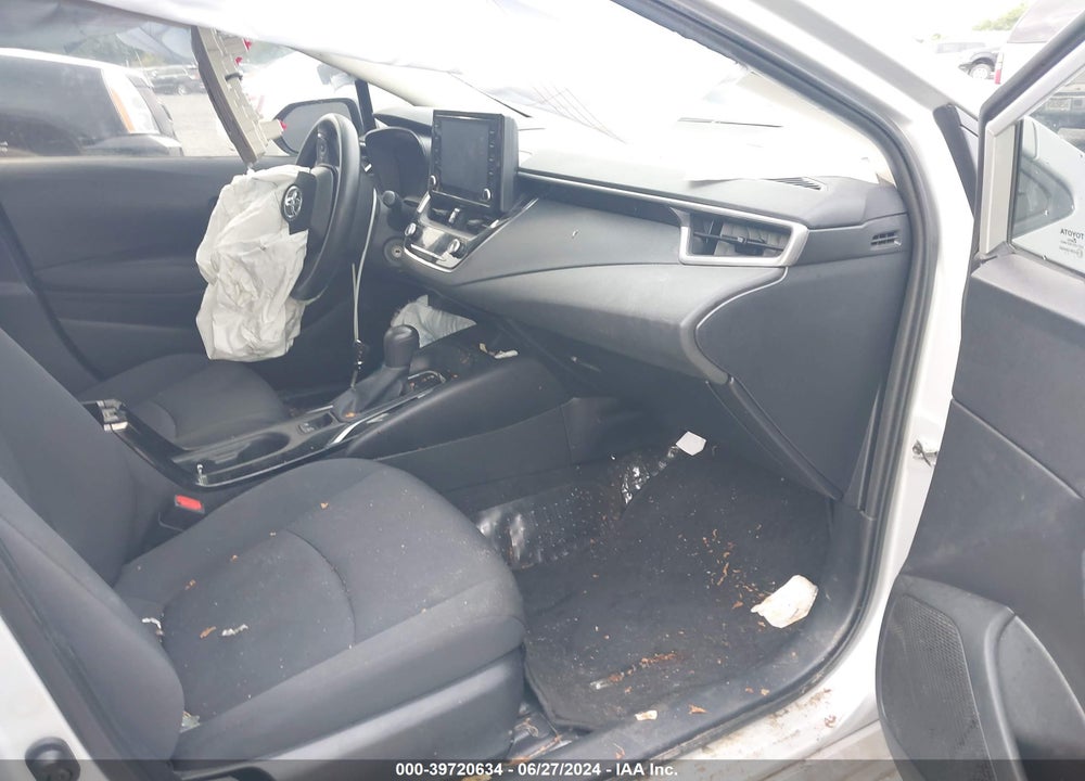 2022 TOYOTA COROLLA LE VIN: 5YFEPMAE0NP311881