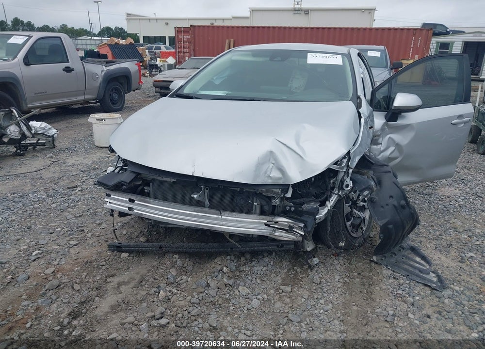 2022 TOYOTA COROLLA LE VIN: 5YFEPMAE0NP311881