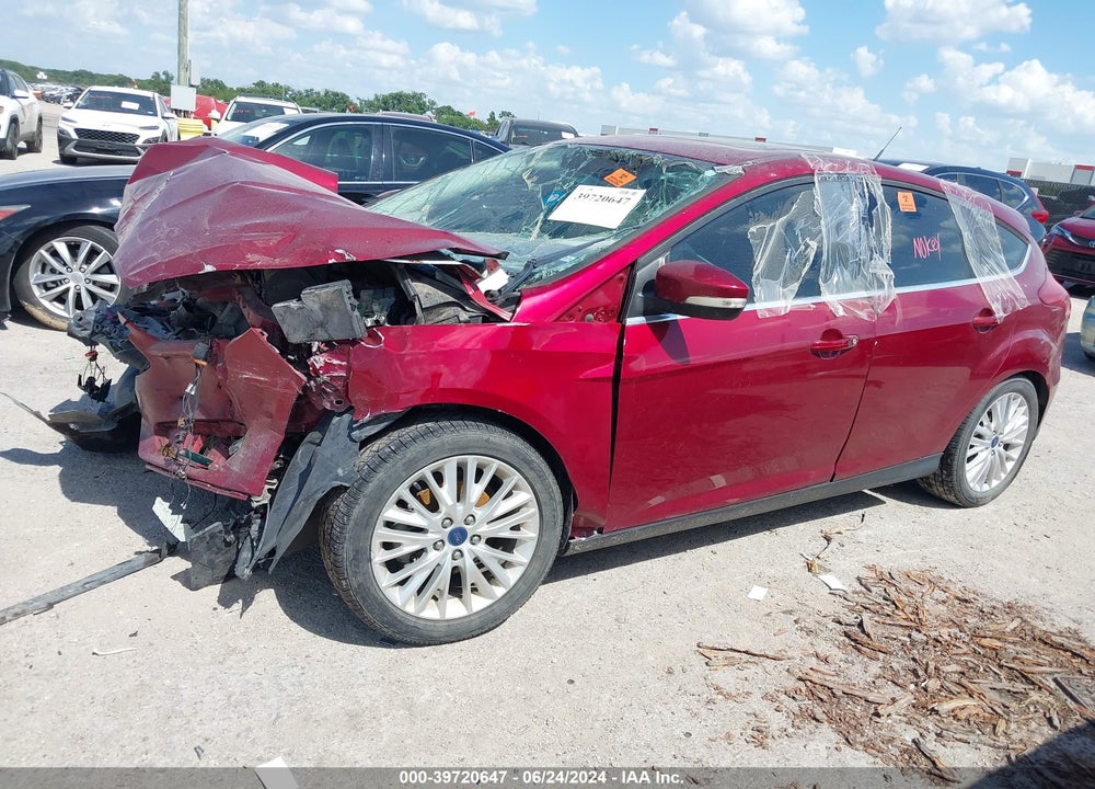 2016 FORD FOCUS TITANIUM VIN: 1FADP3N21GL220772