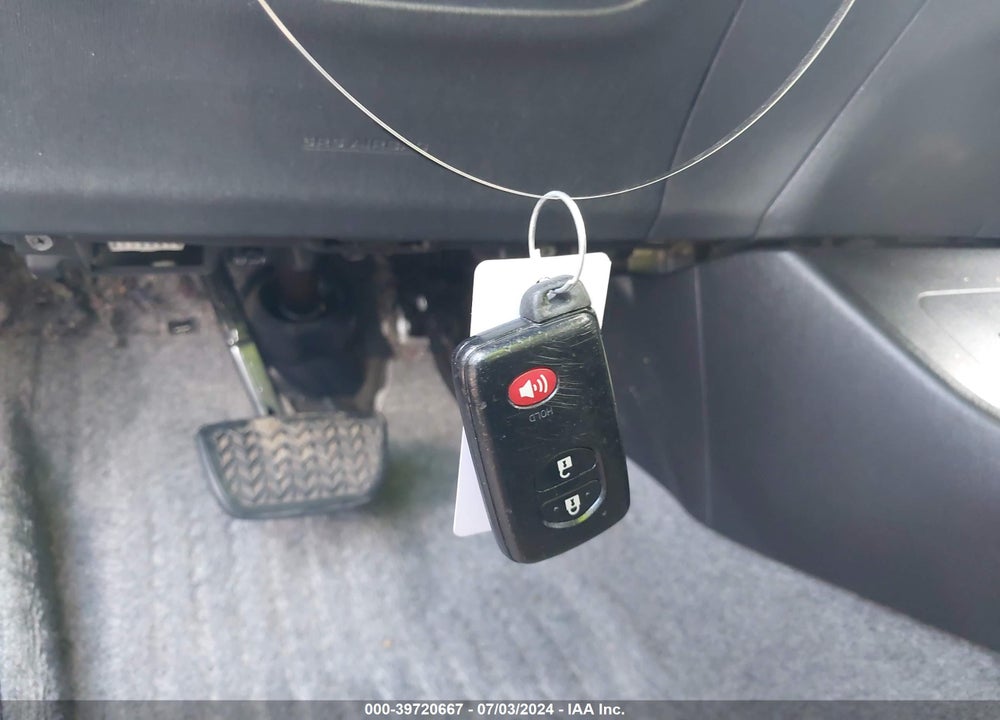 2015 TOYOTA PRIUS TWO VIN: JTDKN3DU7F1986977