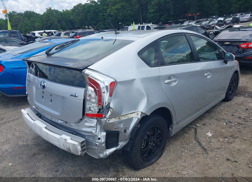 2015 TOYOTA PRIUS TWO VIN: JTDKN3DU7F1986977