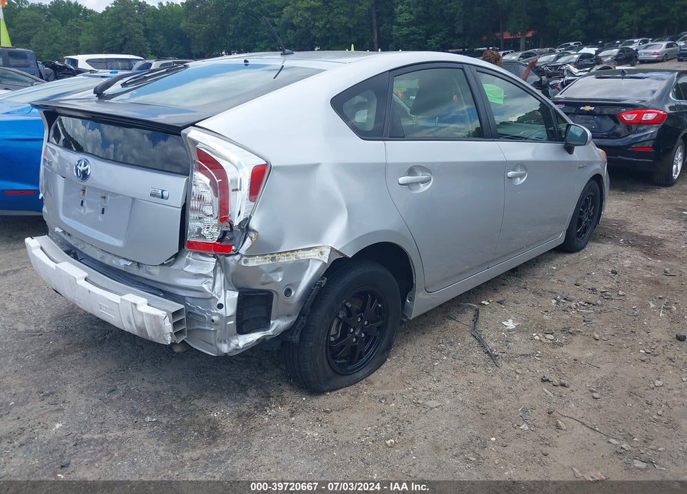 2015 TOYOTA PRIUS TWO VIN: JTDKN3DU7F1986977