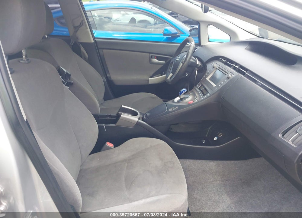 2015 TOYOTA PRIUS TWO VIN: JTDKN3DU7F1986977