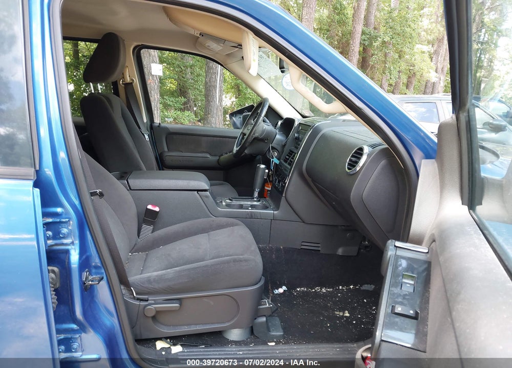 2010 FORD EXPLORER XLT VIN: 1FMEU6DE0AUA21164