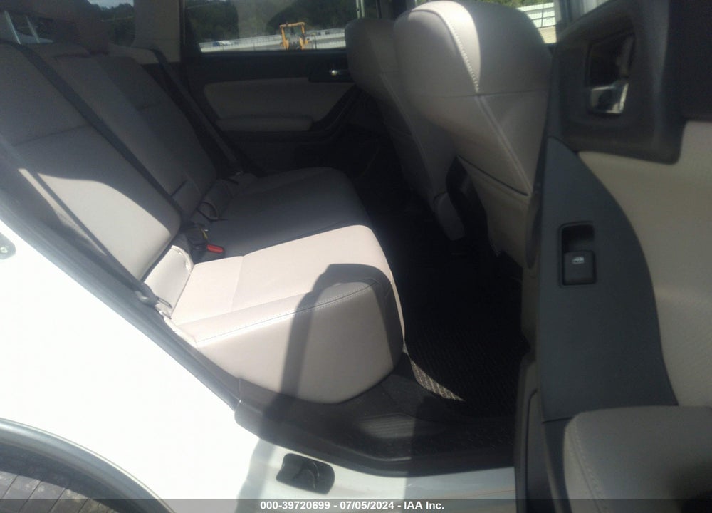 2014 SUBARU FORESTER 2.5I TOURING VIN: JF2SJAMC4EH511849