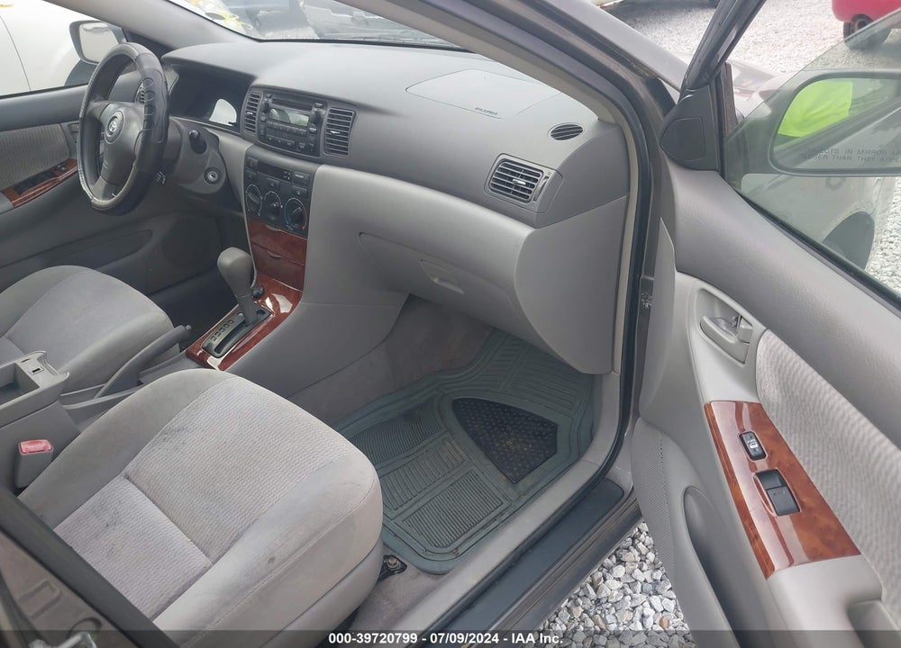 2006 TOYOTA COROLLA LE VIN: 1NXBR32E36Z588658