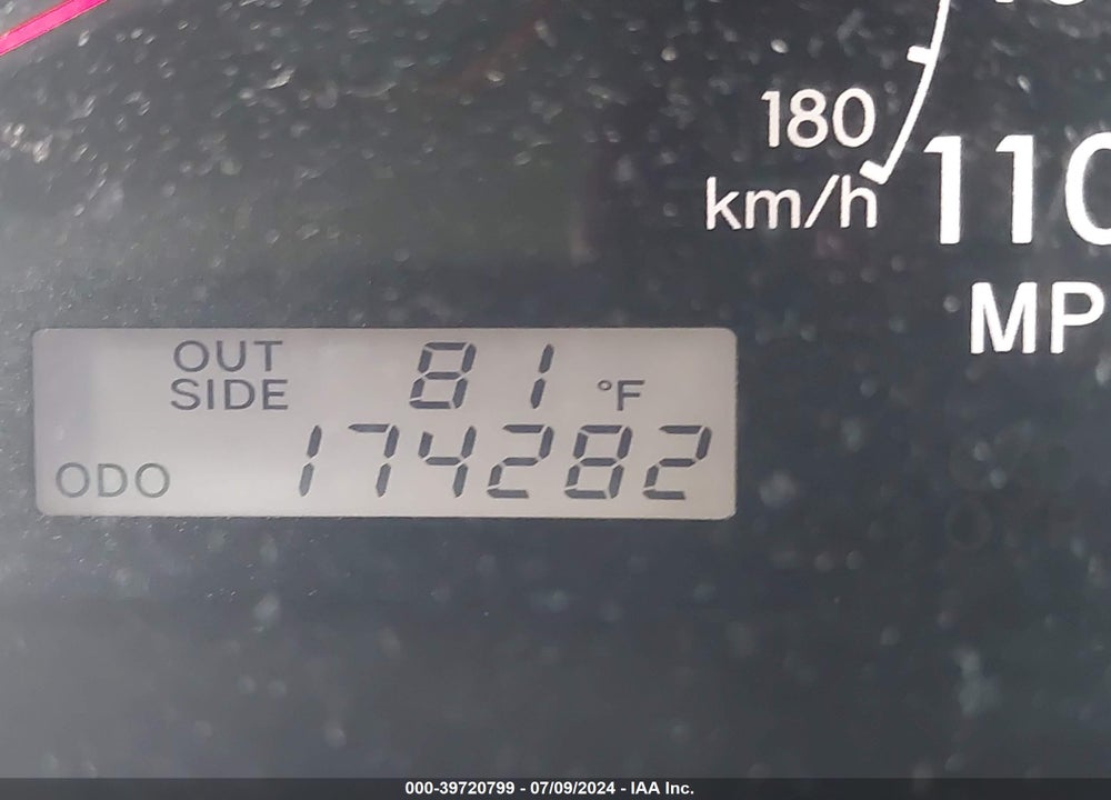 2006 TOYOTA COROLLA LE VIN: 1NXBR32E36Z588658