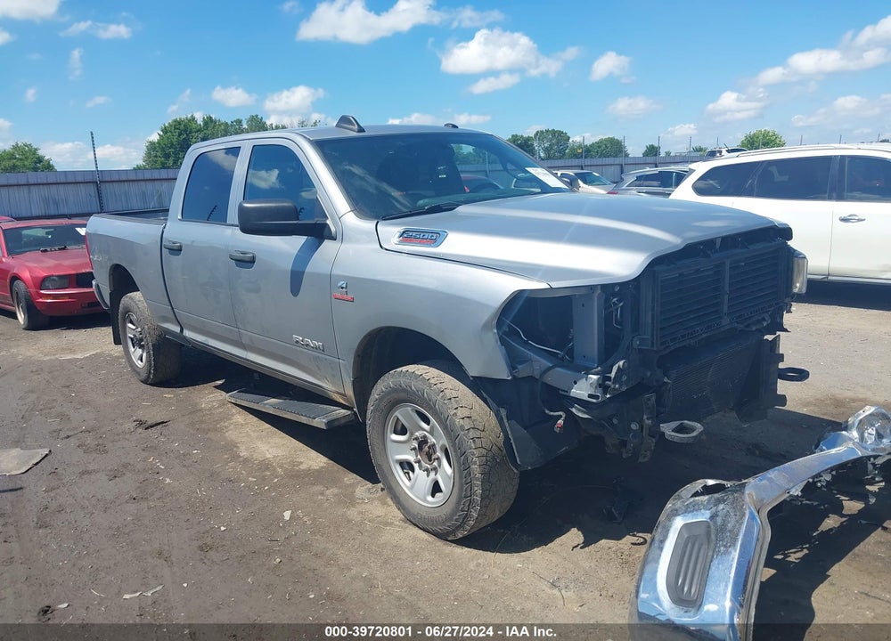 2022 RAM 2500 TRADESMAN 4X4 6'4 BOX VIN: 3C6UR5CL9NG209015