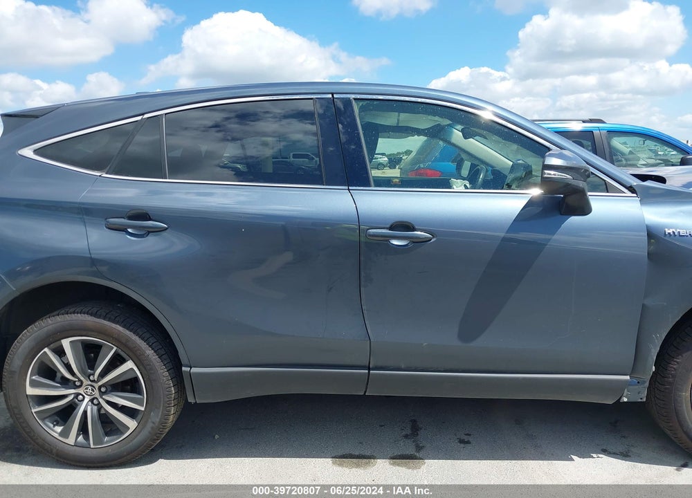 2021 TOYOTA VENZA LE VIN: JTEAAAAH9MJ084407