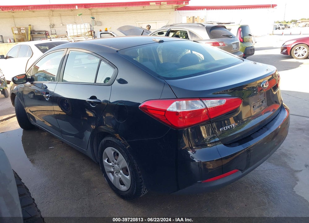 2016 KIA FORTE LX VIN: KNAFX4A68G5608648