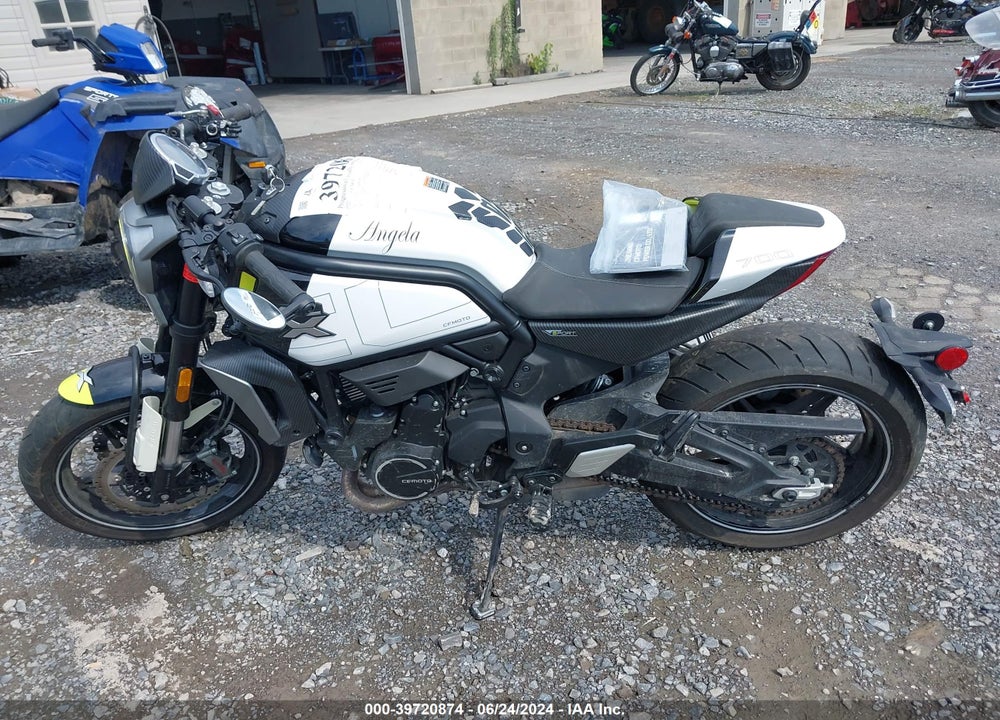 2022 CF MOTO 700 CL-X VIN: LCEPEWL13N6002904