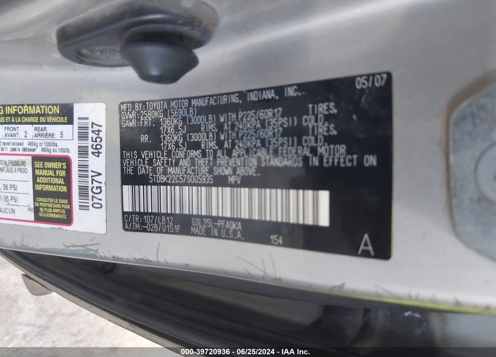 2007 TOYOTA SIENNA XLE VIN: 5TDBK22C57S005935