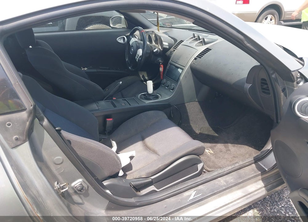 2003 NISSAN 350Z VIN: JN1AZ34D93T117073