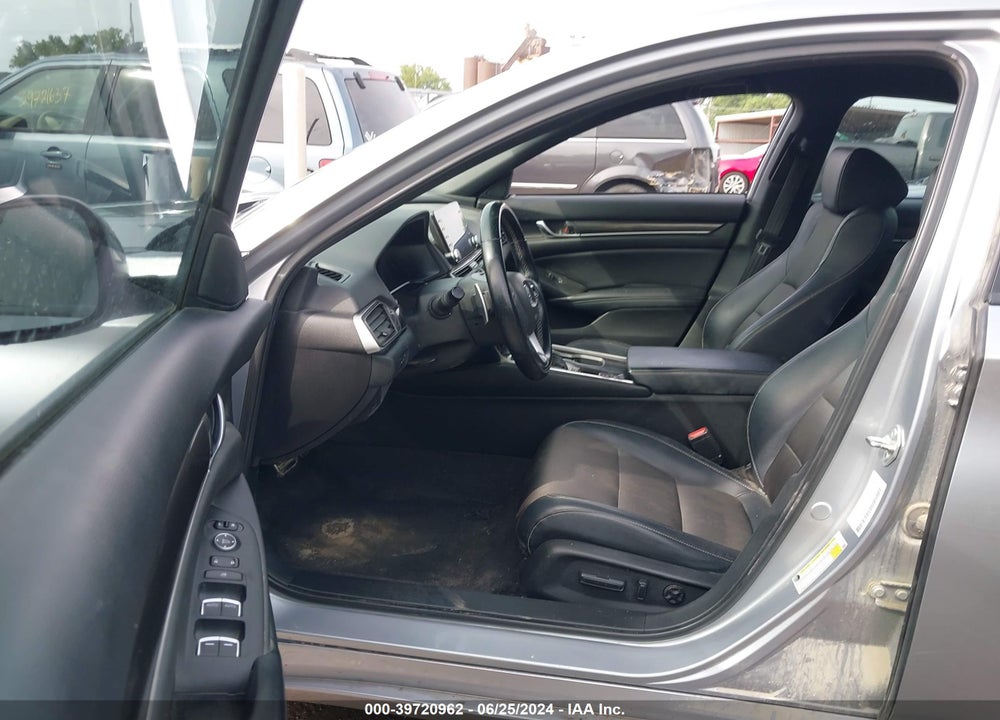 2018 HONDA ACCORD SPORT VIN: 1HGCV1F30JA238725