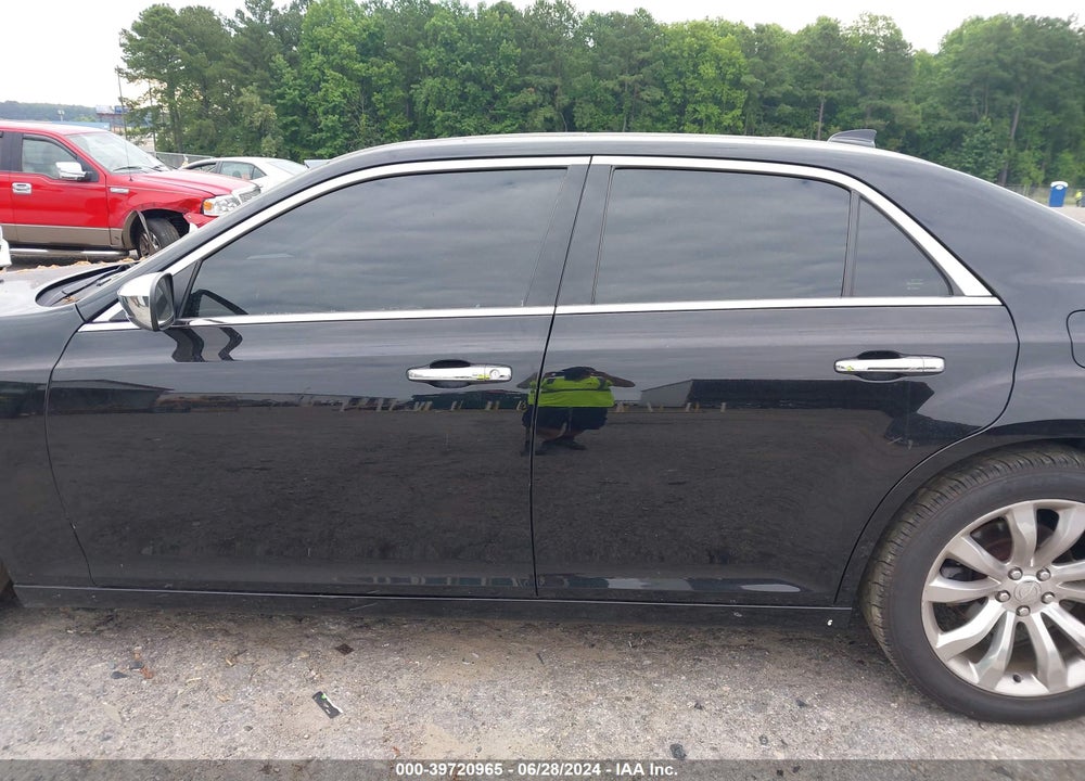 2018 CHRYSLER 300 VIN: 2C3CCAEGXJH211269