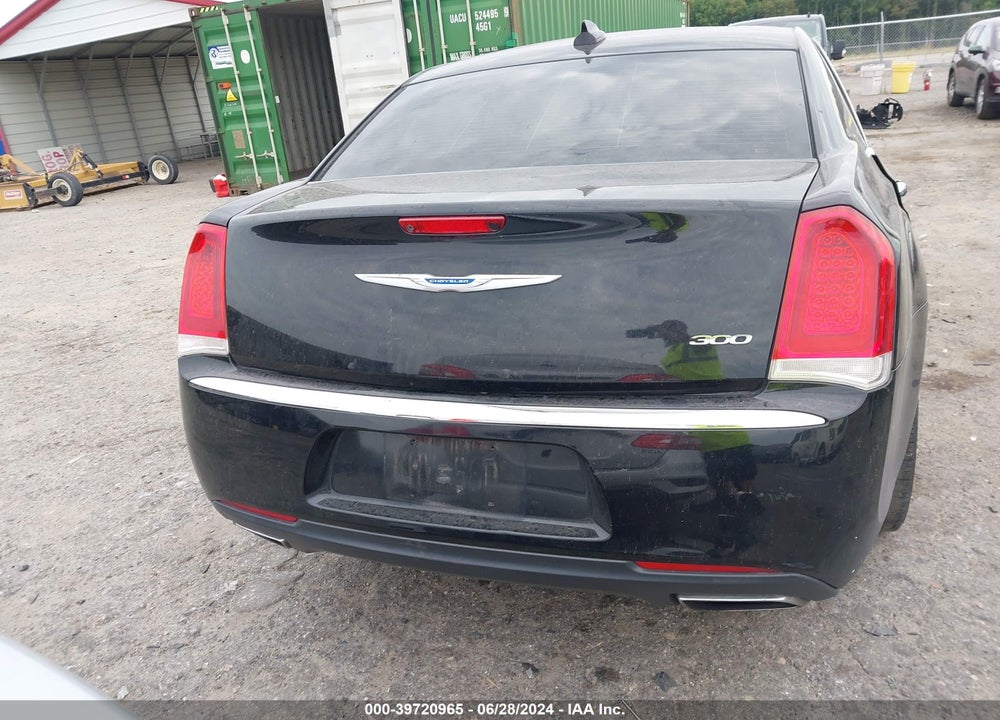 2018 CHRYSLER 300 VIN: 2C3CCAEGXJH211269
