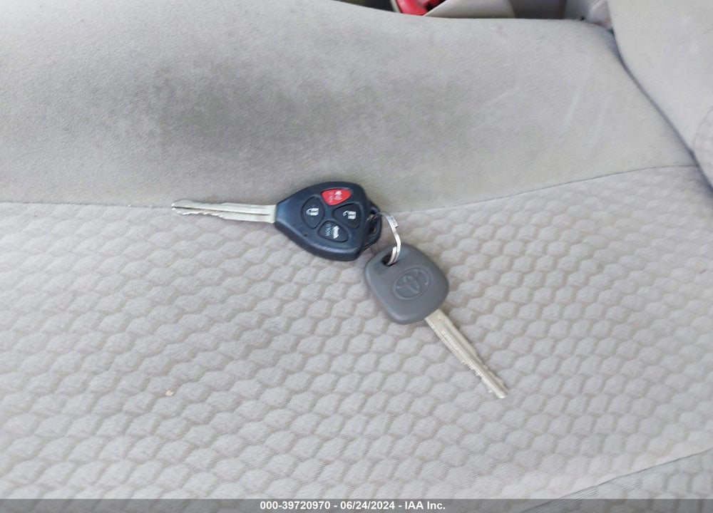 2011 TOYOTA CAMRY LE VIN: 4T1BF3EK1BU682476