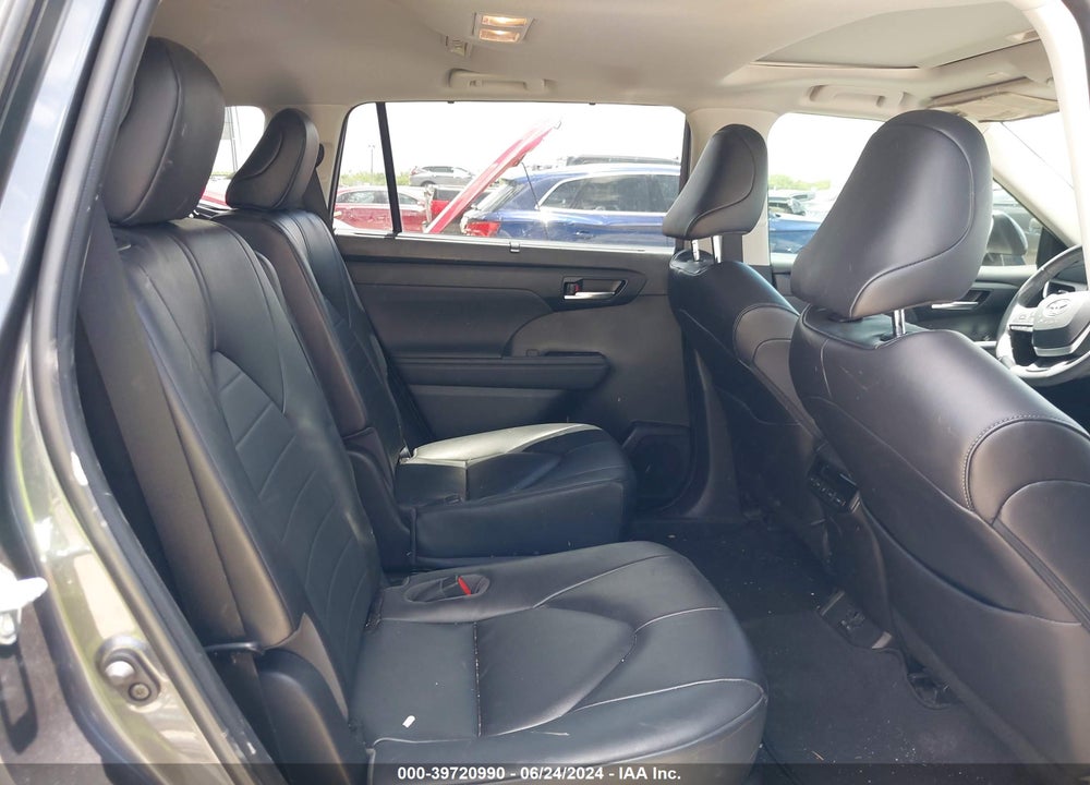 2023 TOYOTA HIGHLANDER XLE VIN: 5TDKDRAH1PS031965