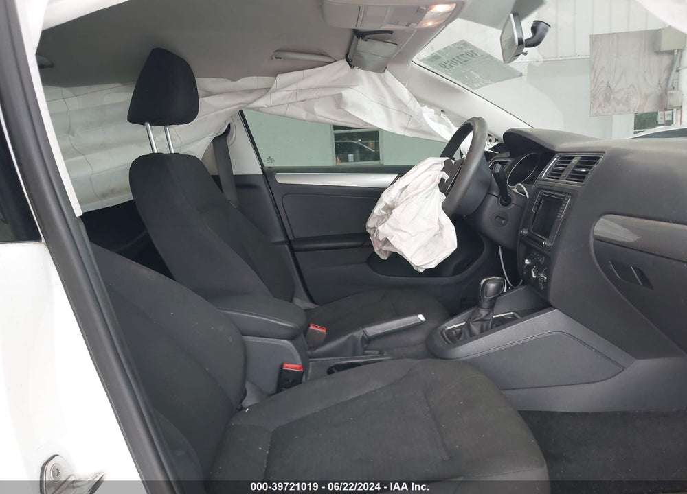 2016 VOLKSWAGEN JETTA 1.4T SE VIN: 3VWD67AJ8GM301930