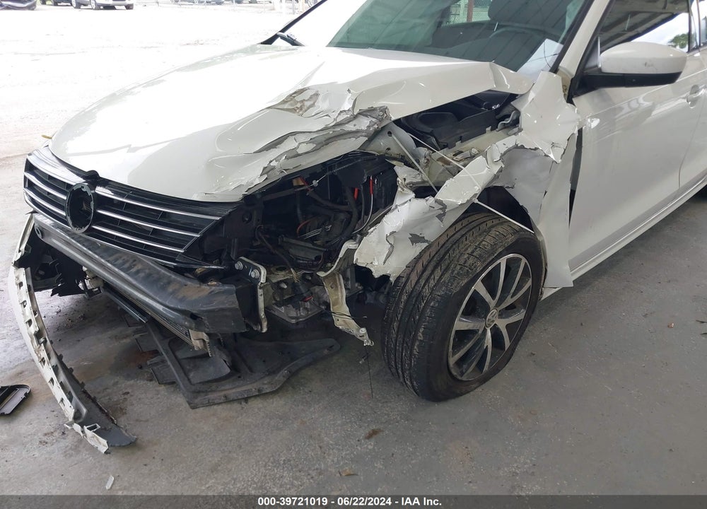 2016 VOLKSWAGEN JETTA 1.4T SE VIN: 3VWD67AJ8GM301930