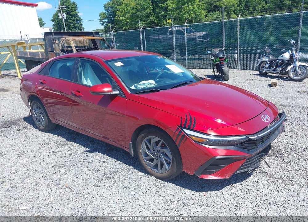 2024 HYUNDAI ELANTRA SEL VIN: KMHLM4DG2RU712172