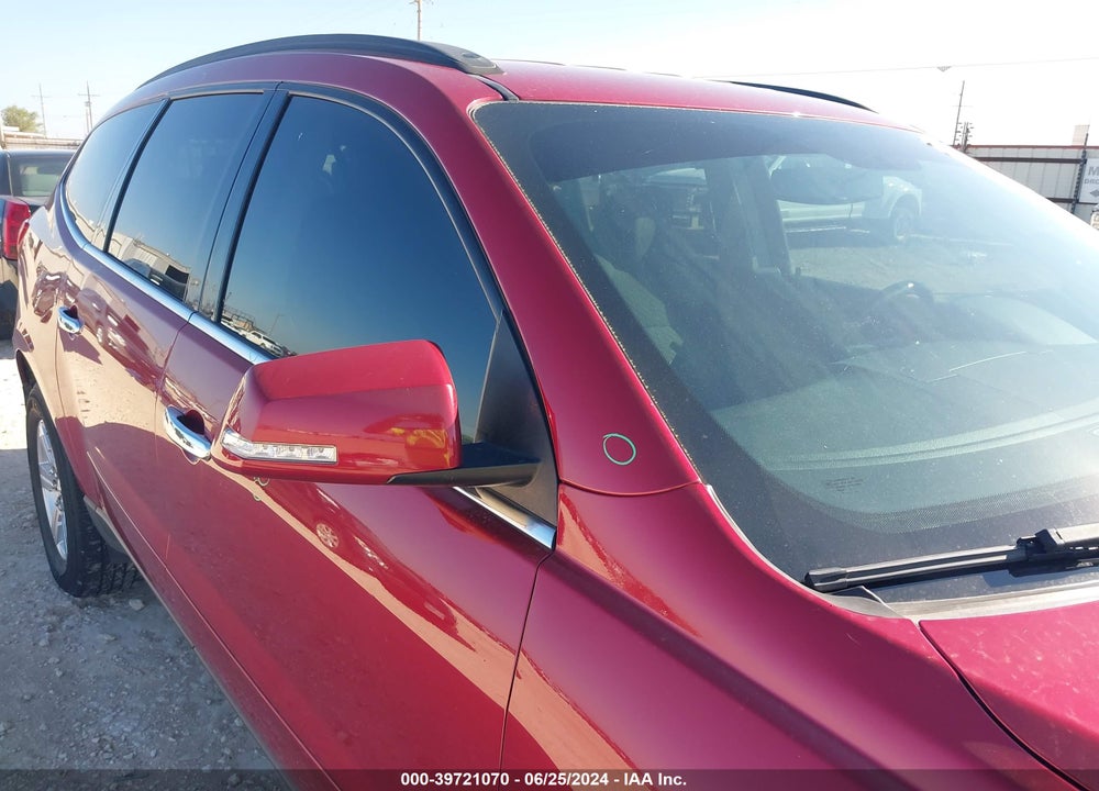 2012 CHEVROLET TRAVERSE 1LT VIN: 1GNKVGED5CJ117948