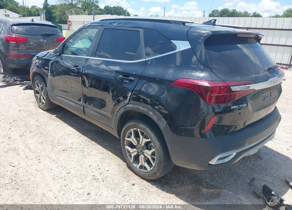 2022 KIA SELTOS VIN: KNDERCAA4N7311238