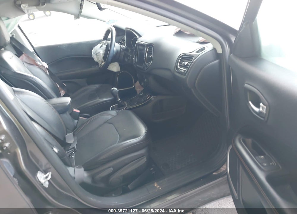 2019 JEEP COMPASS LIMITED 4X4 VIN: 3C4NJDCB8KT821778