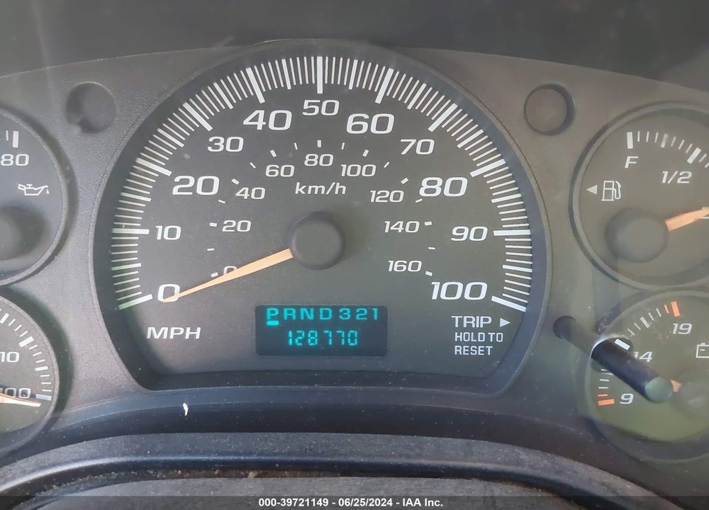 2004 CHEVROLET EXPRESS VIN: 1GCFG15X141135506