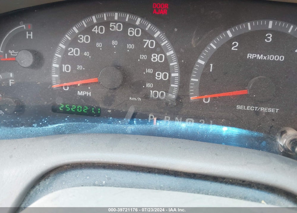 2003 FORD F-150 VIN: 1FTRW08L53KC62142