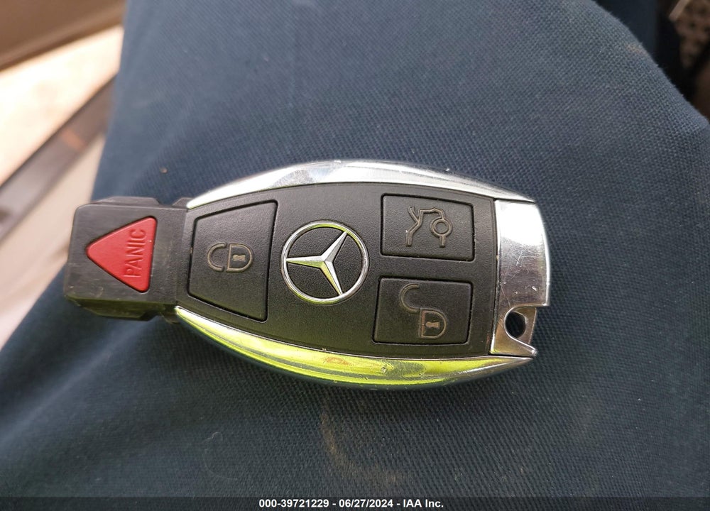 2011 MERCEDES-BENZ E 350 VIN: WDDKK5GF8BF083502