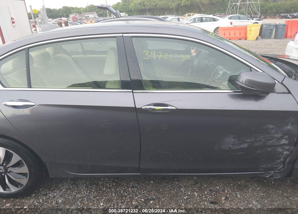 2017 HONDA ACCORD HYBRID EX-L VIN: JHMCR6F51HC027225
