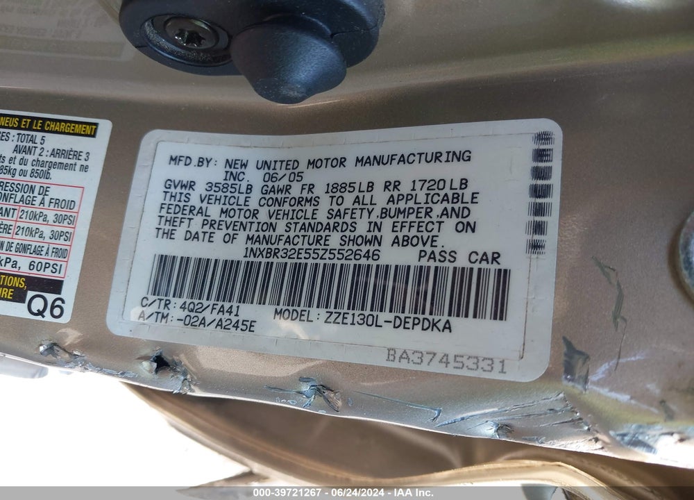 2005 TOYOTA COROLLA CE VIN: 1NXBR32E55Z552646
