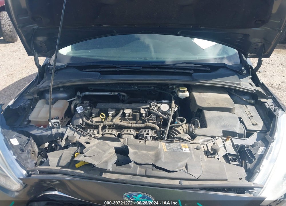 2018 FORD FOCUS VIN: 1FADP3E25JL322860