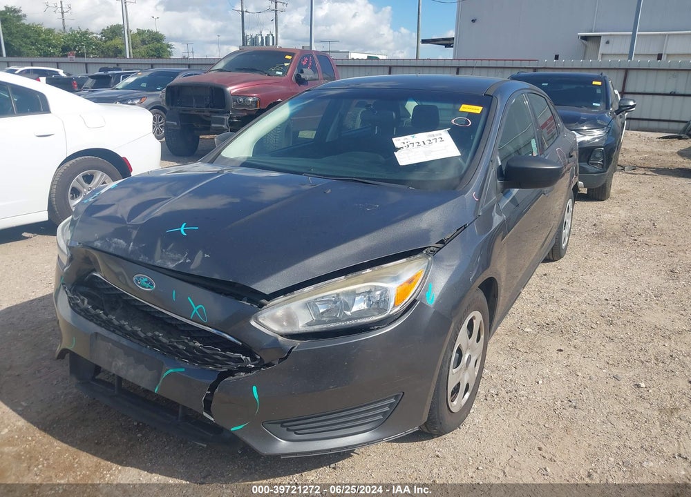 2018 FORD FOCUS VIN: 1FADP3E25JL322860