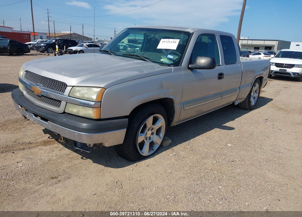 2004 CHEVROLET SILVERADO 1500 LS VIN: 2GCEC19V241188631