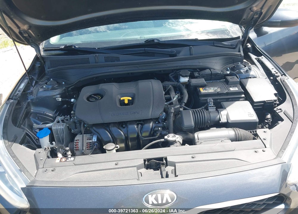 2019 KIA FORTE LXS VIN: 3KPF24AD0KE102972