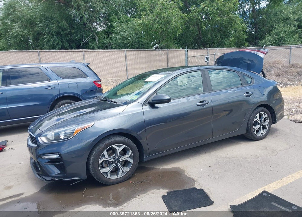 2019 KIA FORTE LXS VIN: 3KPF24AD0KE102972