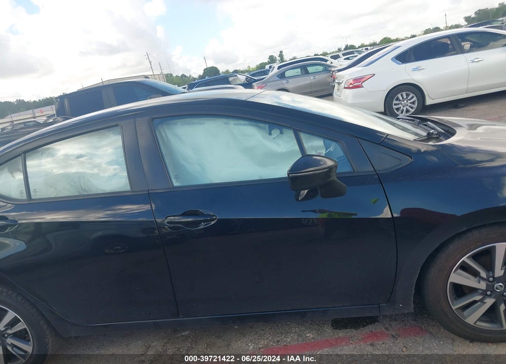 2020 NISSAN VERSA SV XTRONIC CVT VIN: 3N1CN8EV8LL863821