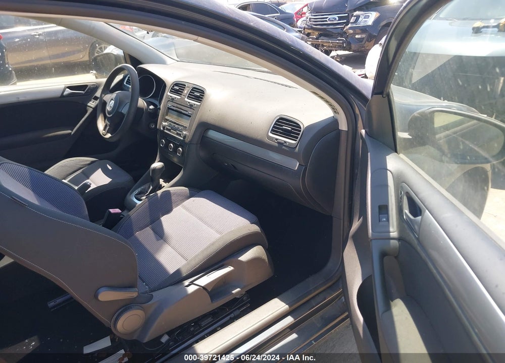 2011 VOLKSWAGEN GOLF 2.5L 2-DOOR VIN: WVWBB7AJ6BW160158