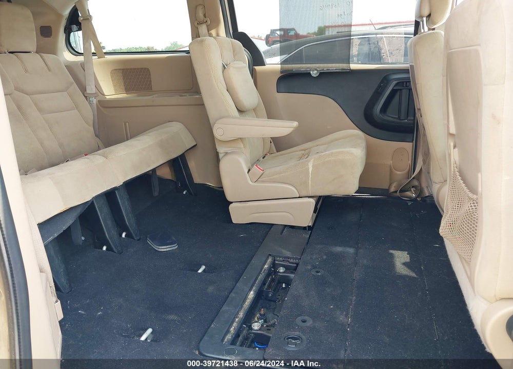 2016 DODGE GRAND CARAVAN SXT VIN: 2C4RDGCG6GR175933