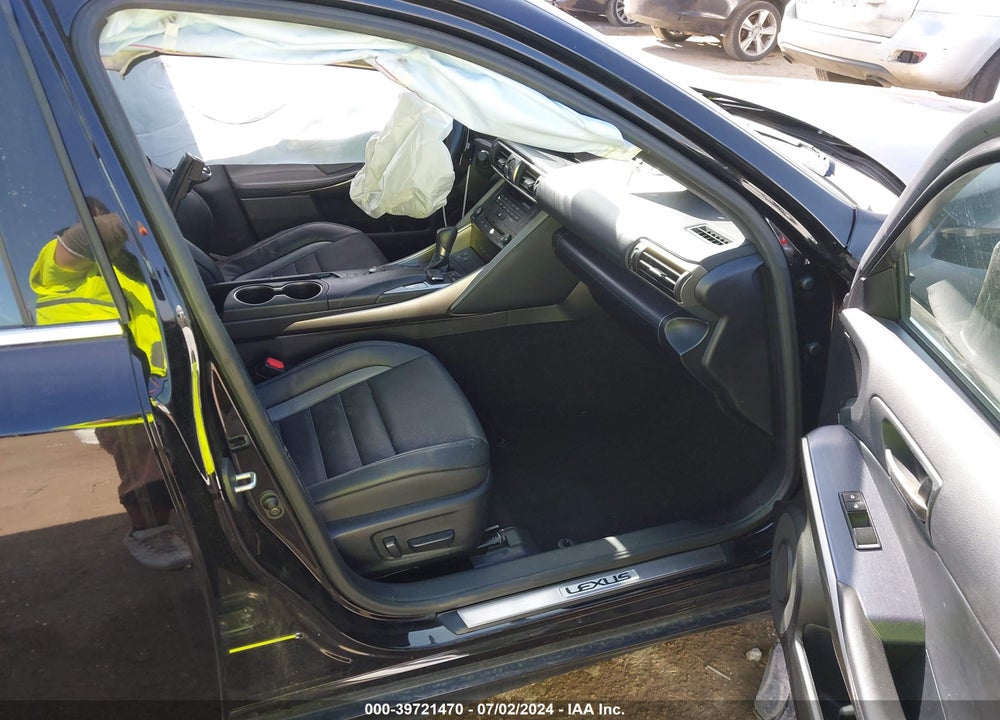 2020 LEXUS IS 300 VIN: JTHG81F23L5043162