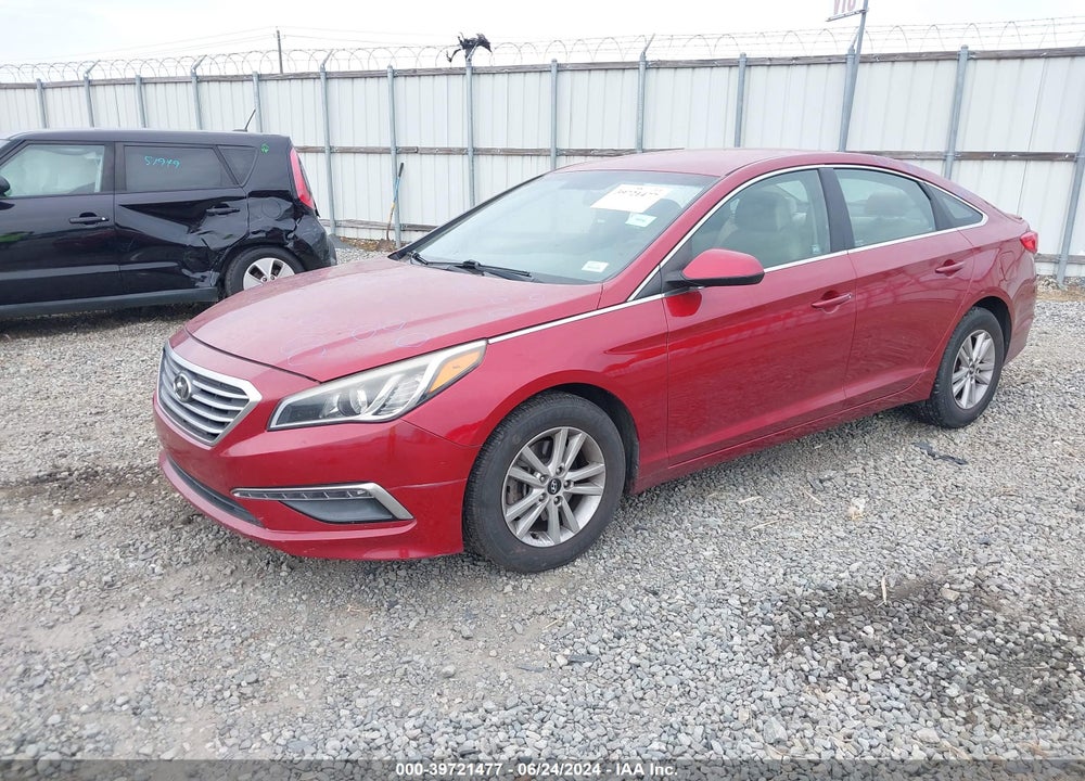 2015 HYUNDAI SONATA SE VIN: 5NPE24AF7FH222301